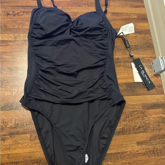 La Blanca Women's Black Island Goddess Twist Mio One-Piece Swimsuit Size 14 - Picture 4 of 7